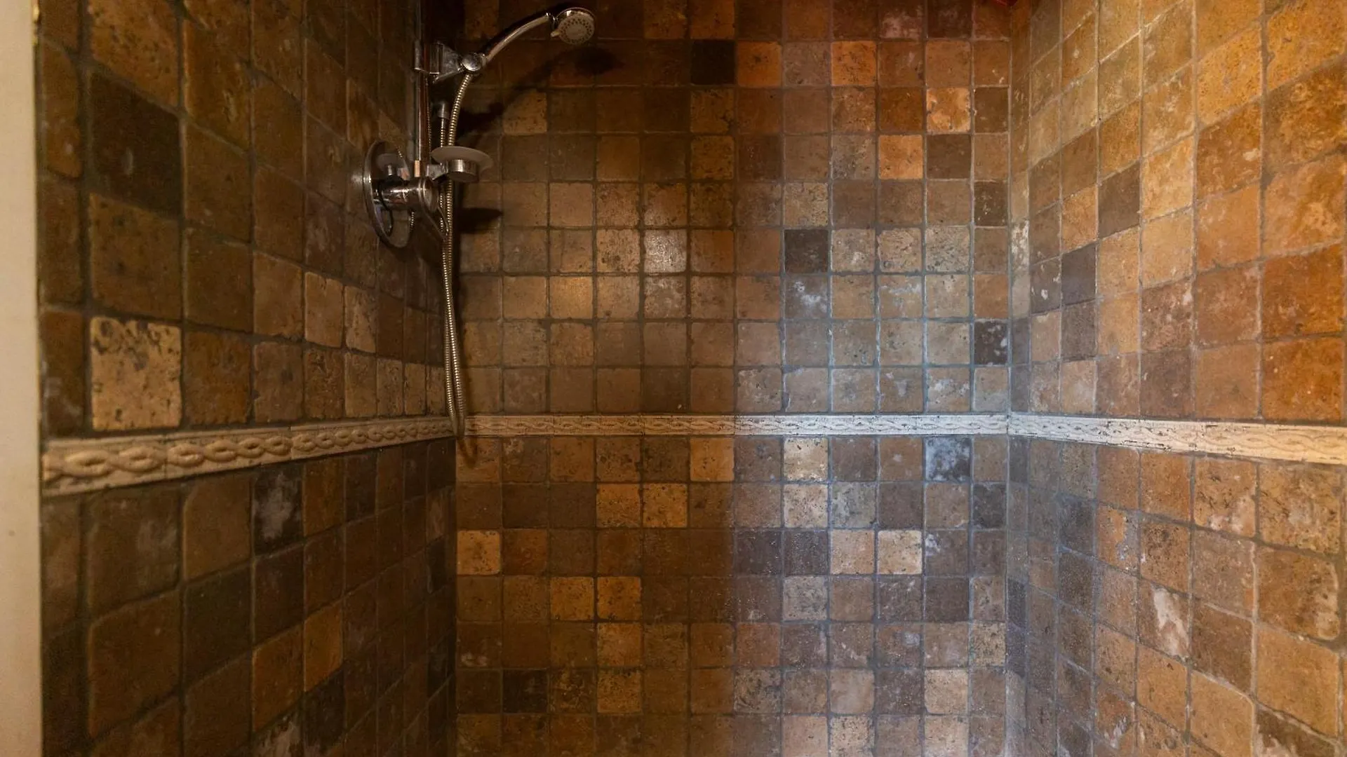 Apartament Mansarde Belvedere Duomo Mediolan Włochy