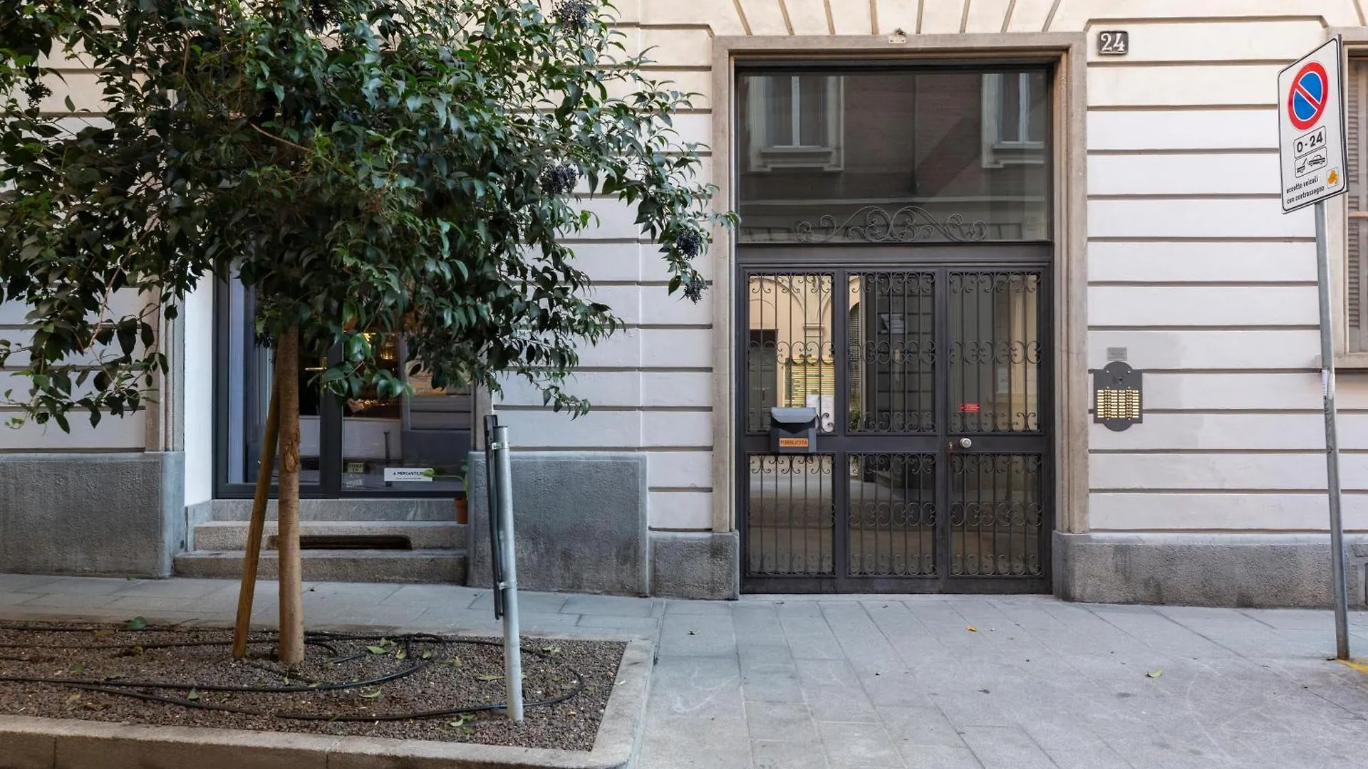 Apartament Mansarde Belvedere Duomo Mediolan Włochy
