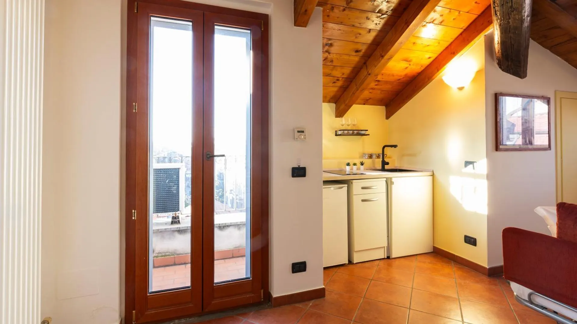 Apartament Mansarde Belvedere Duomo Mediolan